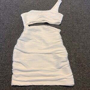 Elegant White One-Shoulder Dress